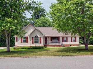 7609 Tree Bark Rd, Corryton, TN 37721
