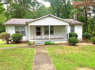 4912 Pendry St, Winston Salem, NC 27105