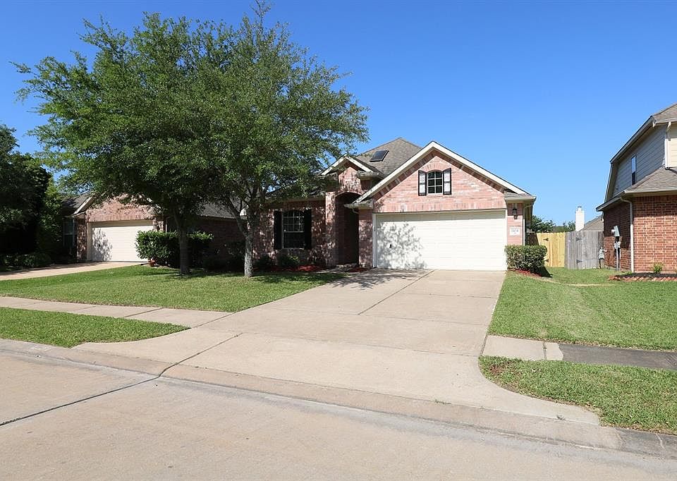 1st image of 2104 Crestwind Ct