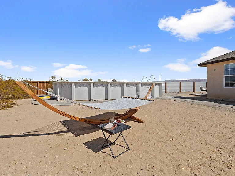 64184 Sun Mesa Rd — Photo 35