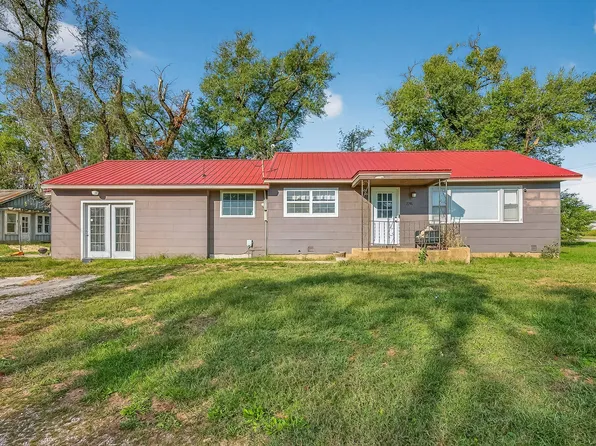 2590 W Broadway Street, Bolivar, MO 65613