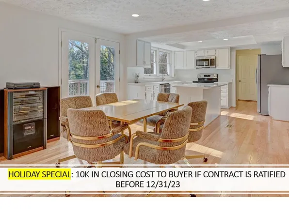 1401 Concord Point Ln, Reston, VA 20194