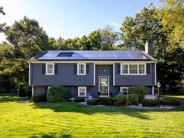 37 Flintlocke Dr, Plymouth, MA 02360