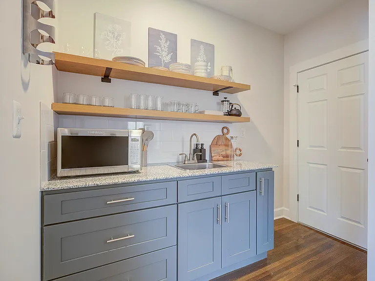 1613 S Mint St #B — Photo 4
