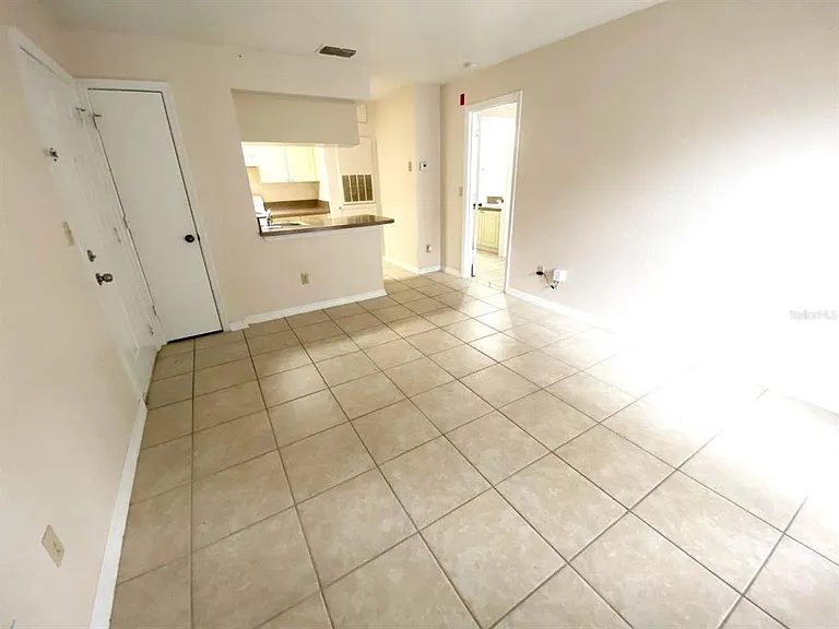 2550 N Alafaya Trl #6200 — Photo 5