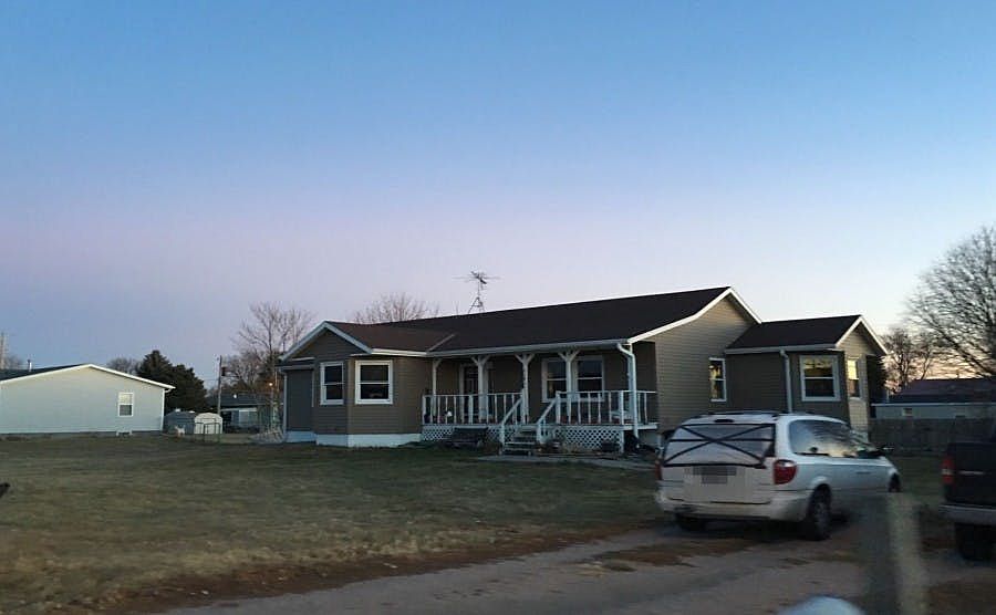 510 W Oak Ave, Elm Creek, NE 68836 Zillow