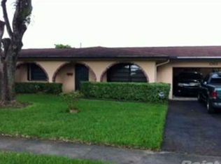 1361 NW 70th Ave, Plantation, FL 33313