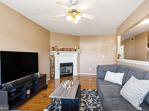 3rd image of 2510 Andria Ct