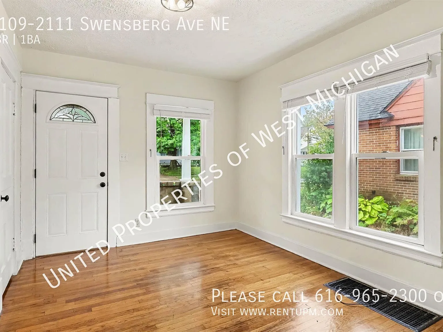 Available Now! | 2 bedroom, 1 Bathroom Lower Level Apartment in the Creston Neighborhood | Detach... — Photo 4