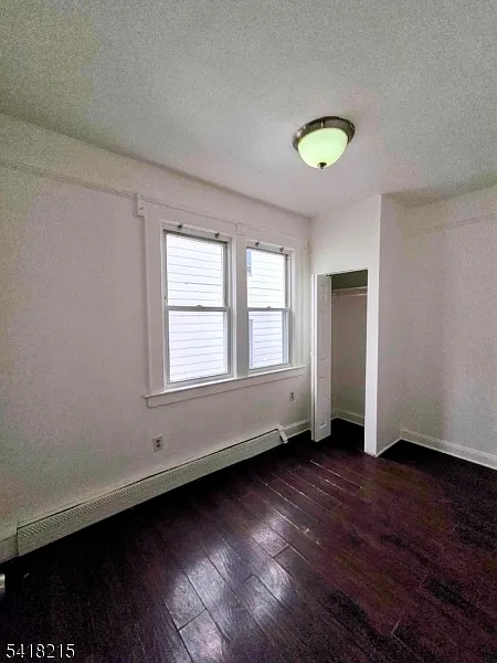3 bed, 1.0 bath, $2,800 — Photo 3