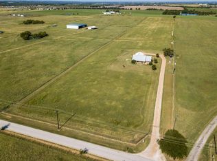 461 Gary Coker Rd, Tioga, TX 76271