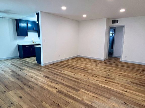 2nd image of 630 S Fir Ave #6