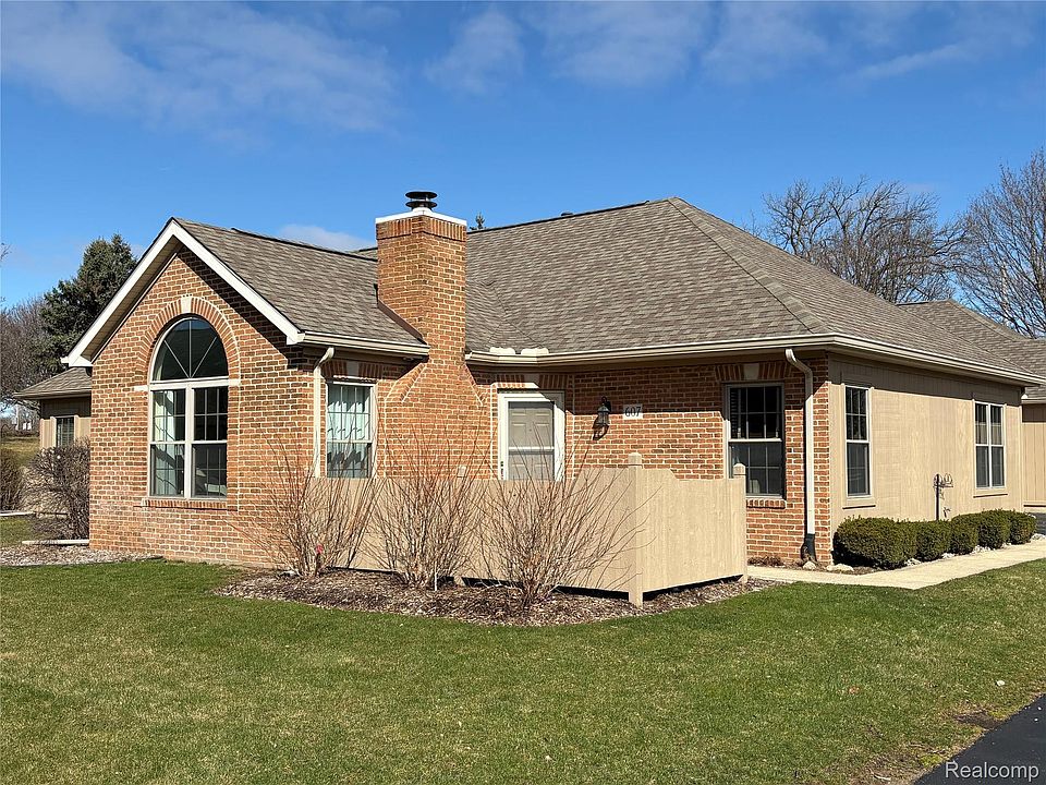 1st image of 607 Perry Creek Dr