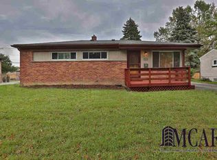 324 Theodore Dr, Monroe, MI 48162