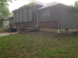 1826 E Cedar St, Olathe, KS 66062