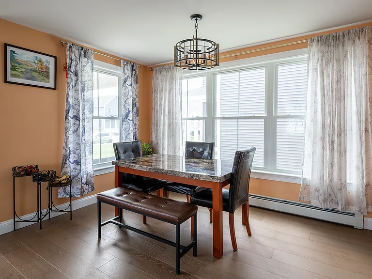 16 Frontrunner Way — Photo 10