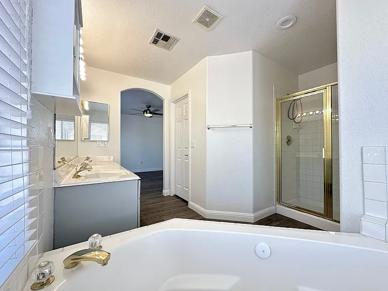 11028 Meadow Leaf Ave — Photo 14