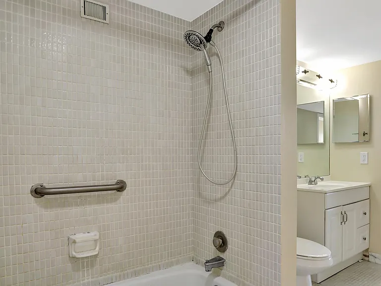 3 Royal Palm Way — Photo 32