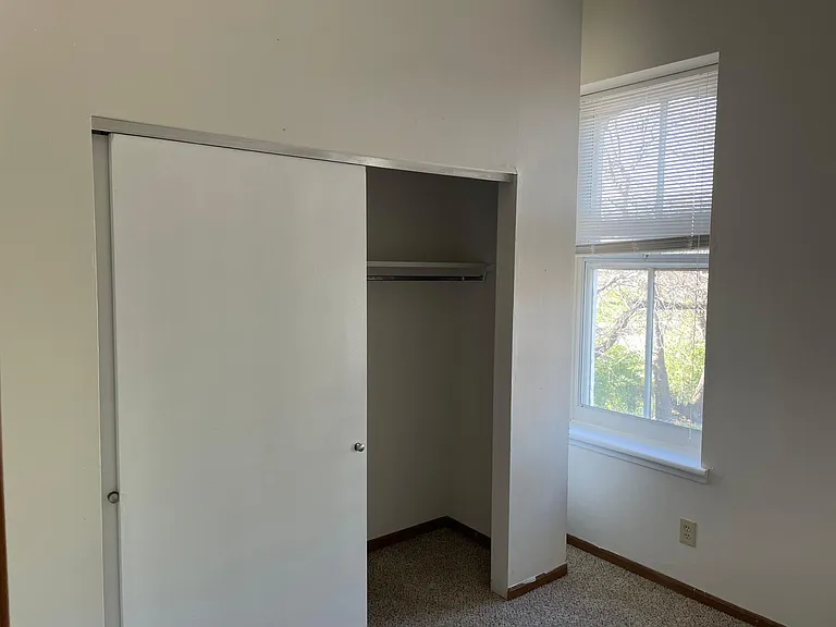 1330 Shenandoah Ave #2 — Photo 7