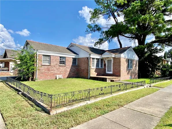 2835 Paris Ave, New Orleans, LA 70119