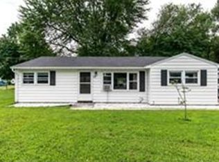 23 Seminole St, Springfield, MA 01118