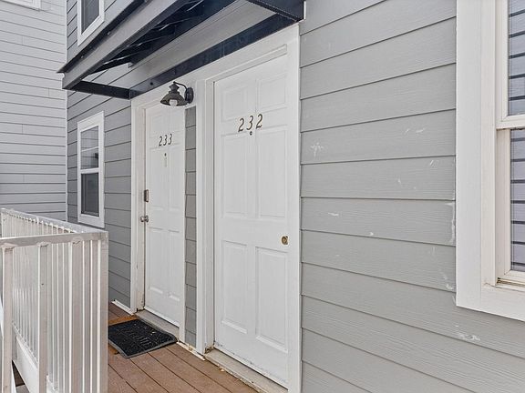 5th image of 1111 Maxwell Ave #232