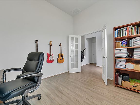 5th image of 5330 Camerford Ct