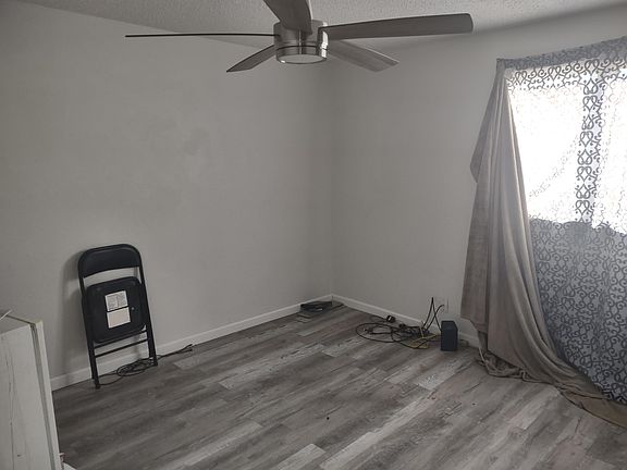3rd image of 1711 5th Ave