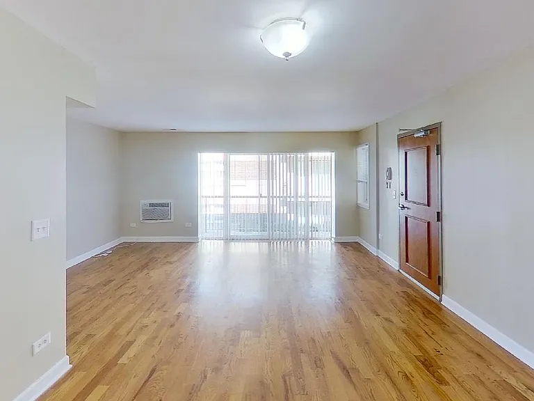 14036-50 S Tracy Ave — Photo 1