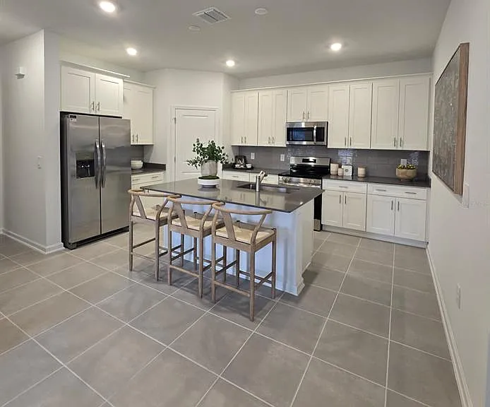 4244 Saint Thomas Way — Photo 10