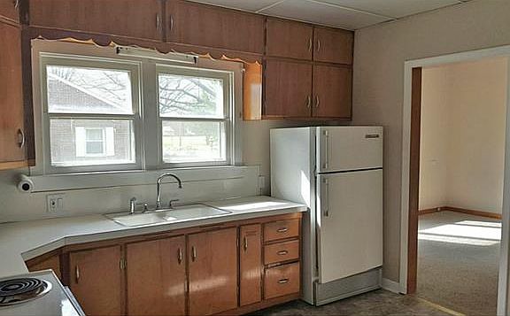 5th image of 622 Fairview Ave