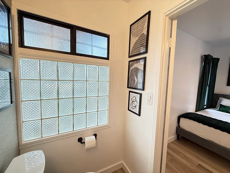 1235 S Longwood Ave #1235 — Photo 28