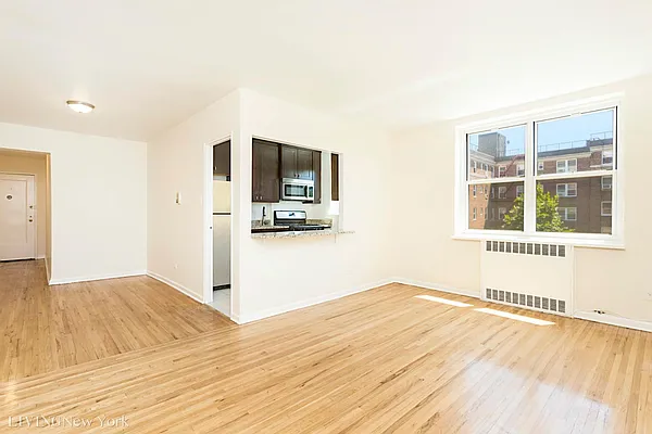 Rented by Living New York | media 10