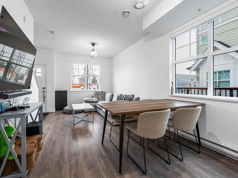 707 Robinson St #108 — Photo 15