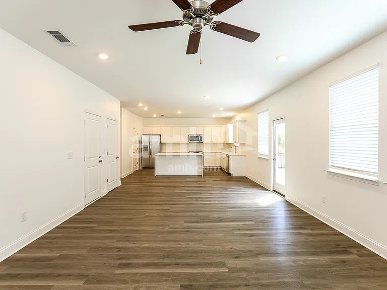 93 Hickory Pointe Rd — Photo 5