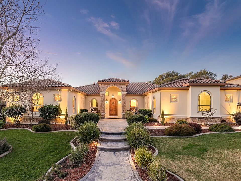 2nd image of 8923 Creekstone Cir