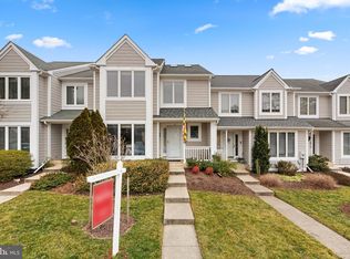 13 Stone Row Ct, Cockeysville, MD 21030