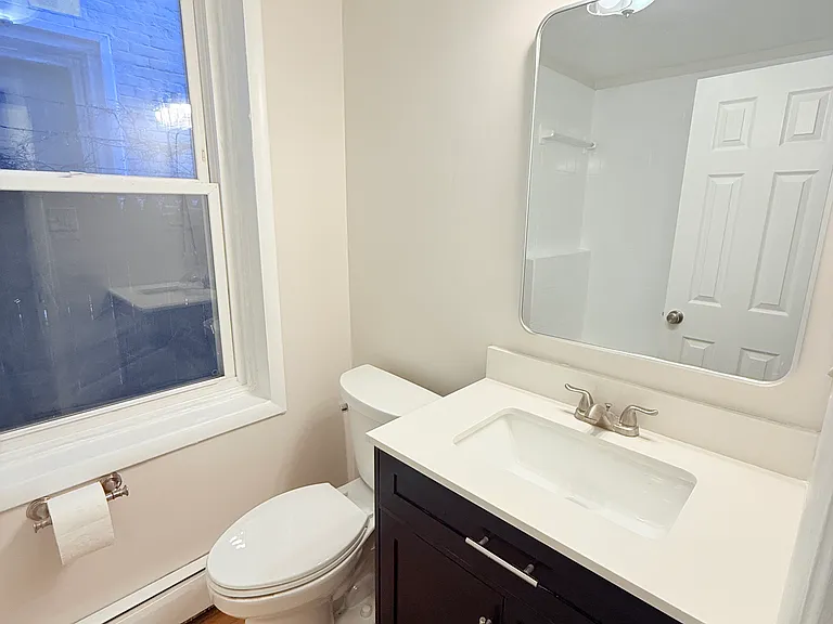 324 N 18th St #1 — Photo 8