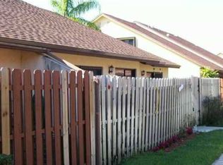 181 Springdale Cir, Palm Springs, FL 33461