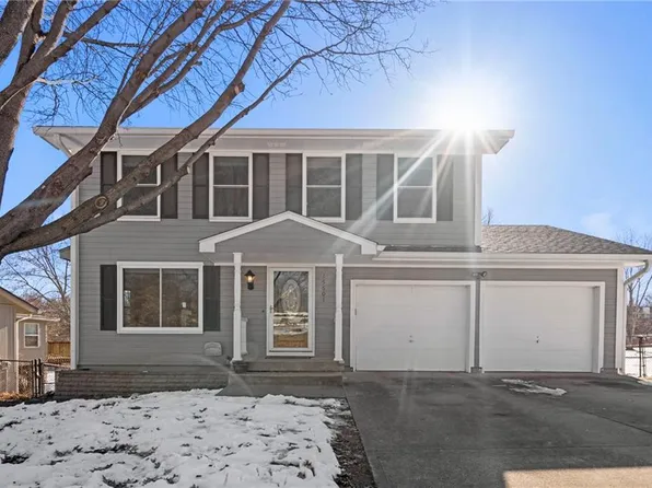 15801 E 2nd St S, Independence, MO 64050