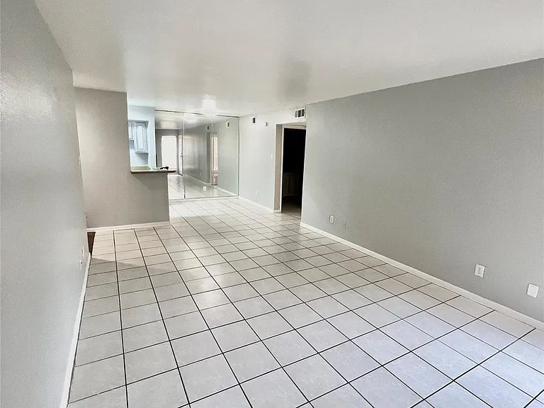 10202 Forum Park Dr #261 — Photo 7