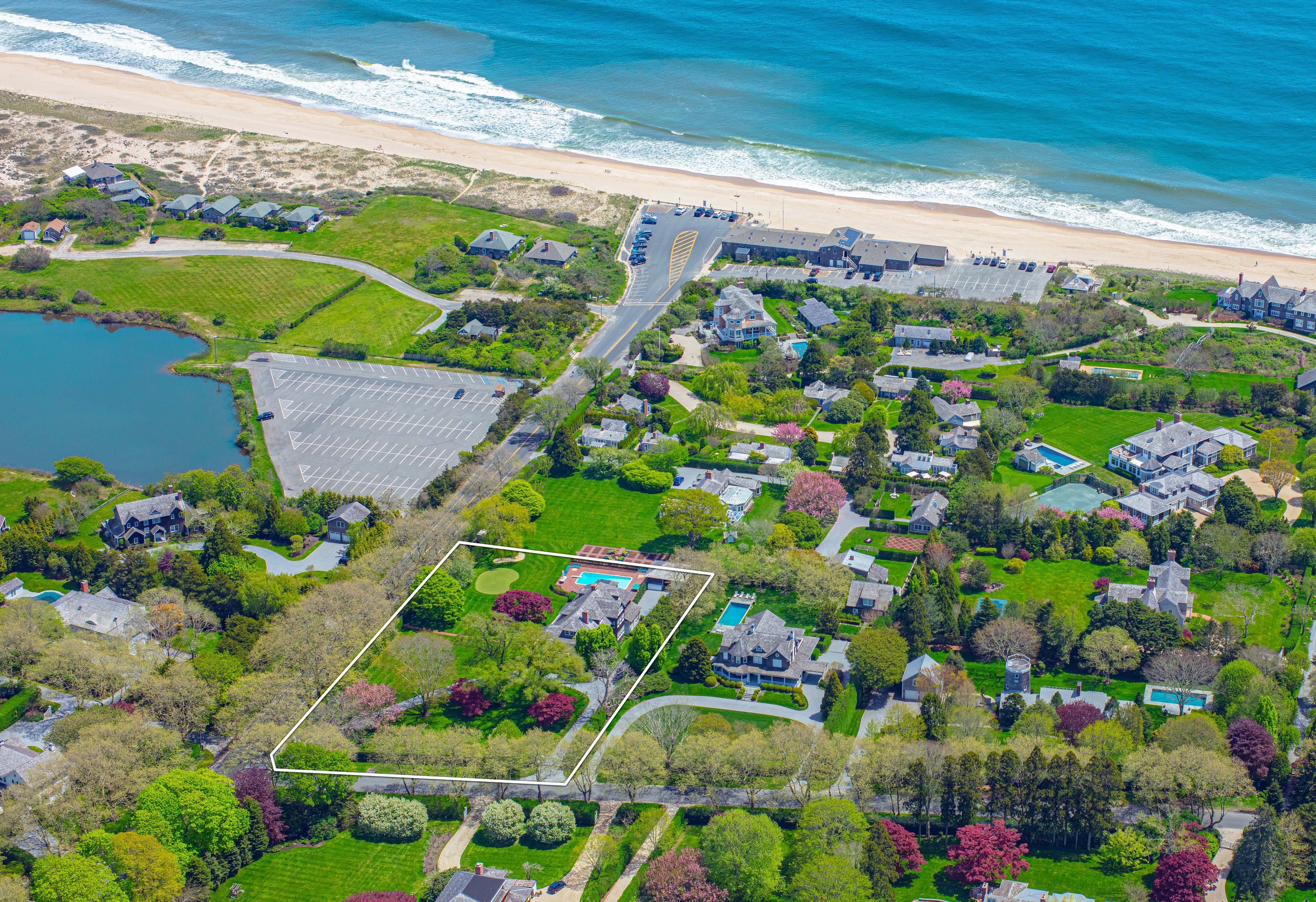 1 Lily Pond Ln, East Hampton, NY 11937 Out East