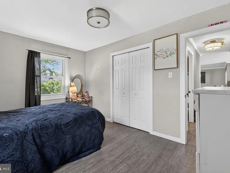 19 Earnshaw Ln — Photo 12