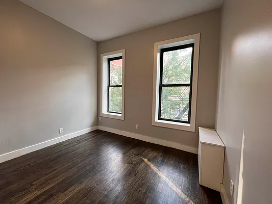 Rented by Tourma Realty LLC | media 23