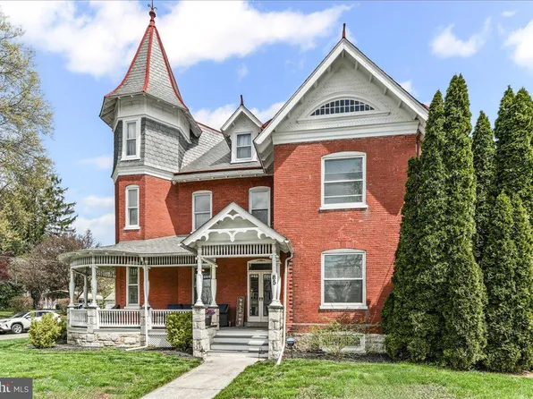 85 Pine St, Oxford, PA 19363