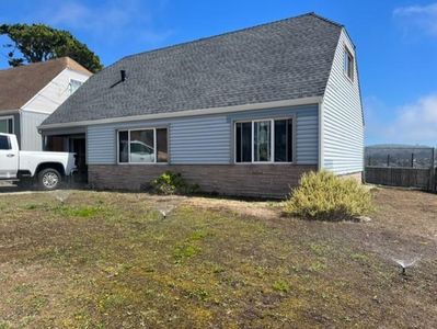 630 Manor Dr, Pacifica, CA, 94044