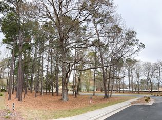 9284 Village Sq W, Calabash, NC 28467