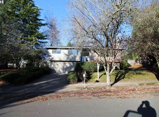 1402 Rosemarie Dr, West Linn, OR 97068