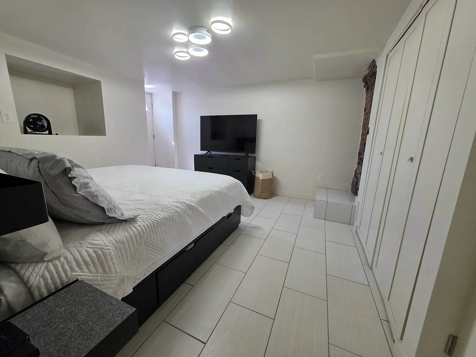 1 bed, 500 sqft, $1,500 — Photo 2