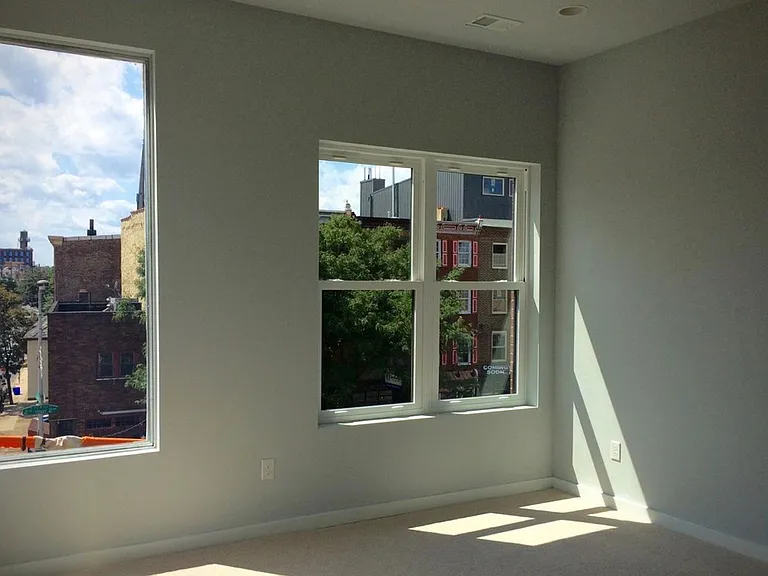 701 N 2nd St — Photo 5